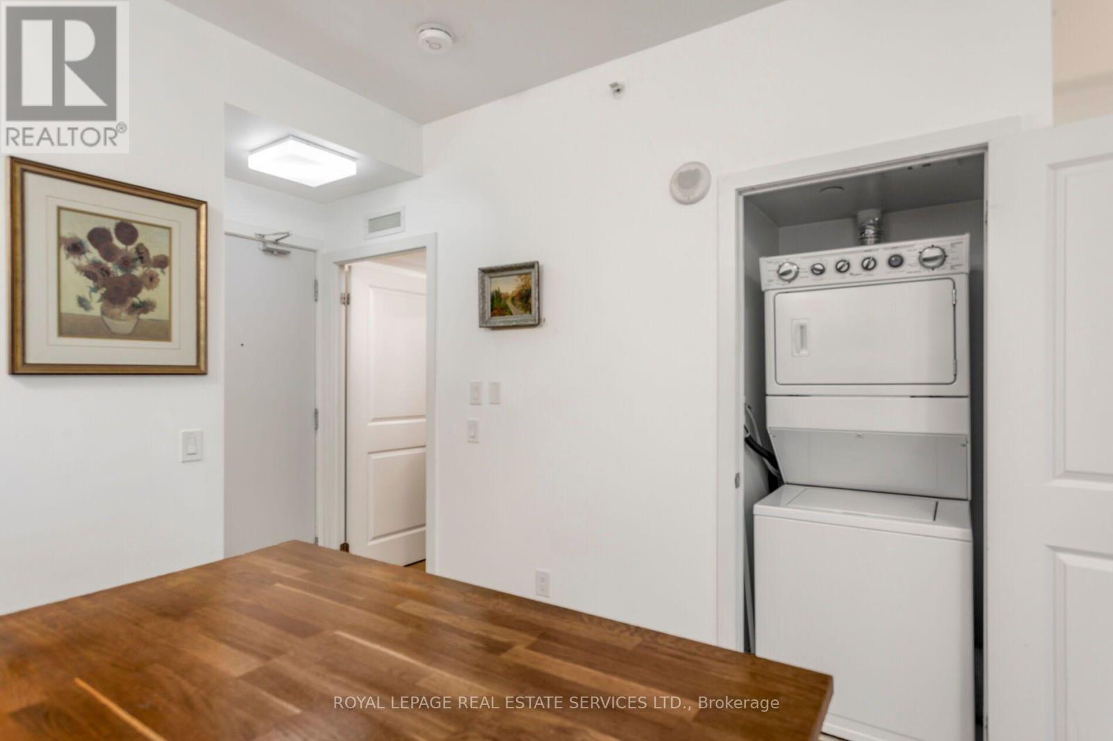 #414 8 FIELDWAY ROAD - 14