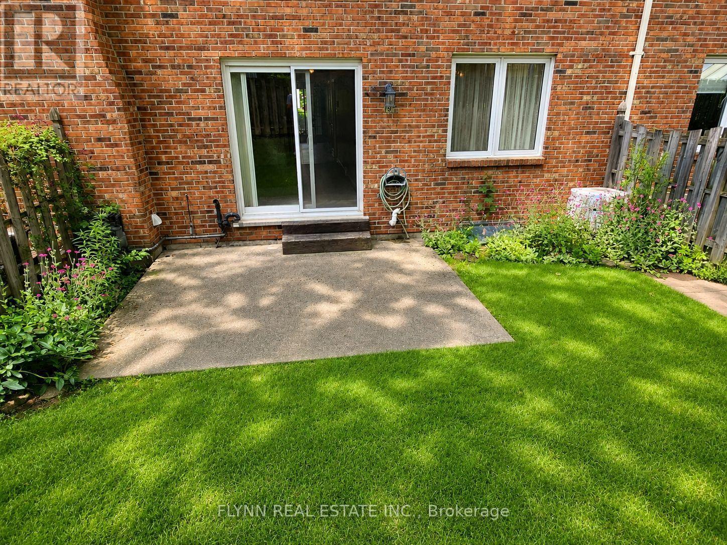 #13 2720 MEWBURN ROAD - 25