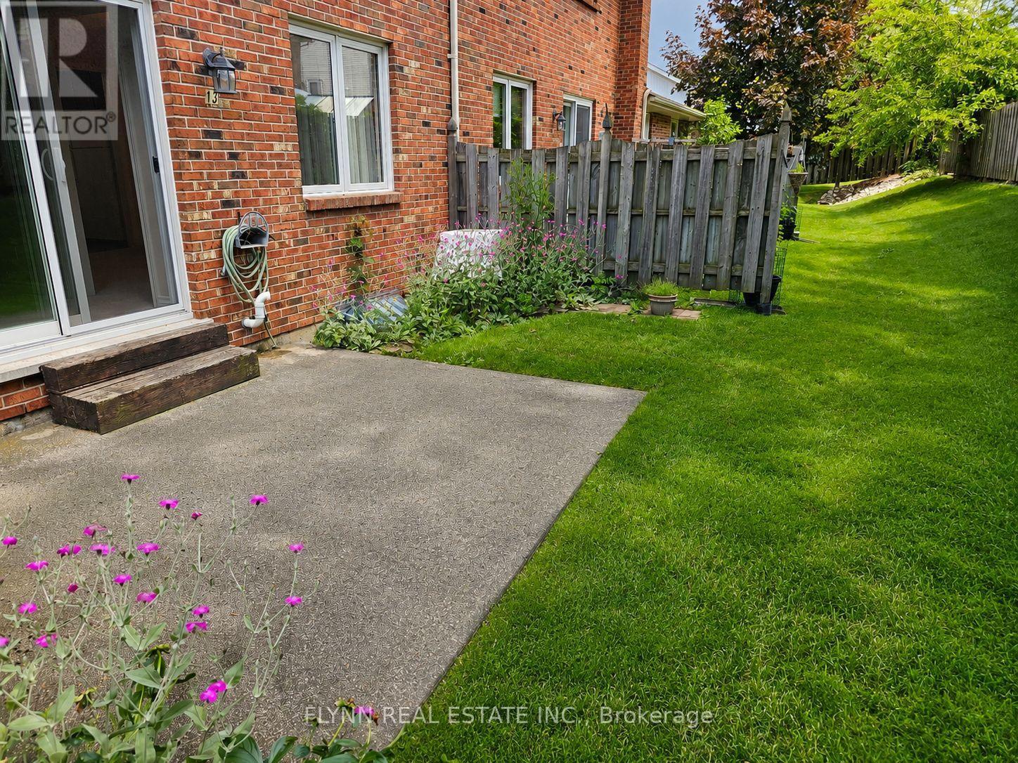 #13 2720 MEWBURN ROAD - 24