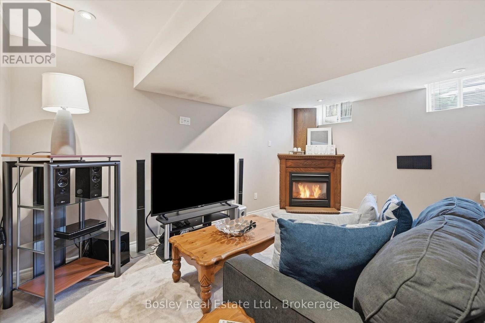 1411 MCDERMOTT WAY - 29