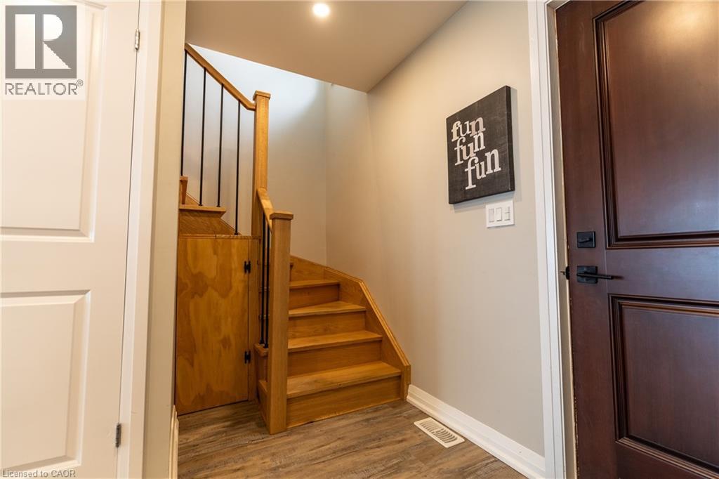 2118 LAKESHORE Road - 25