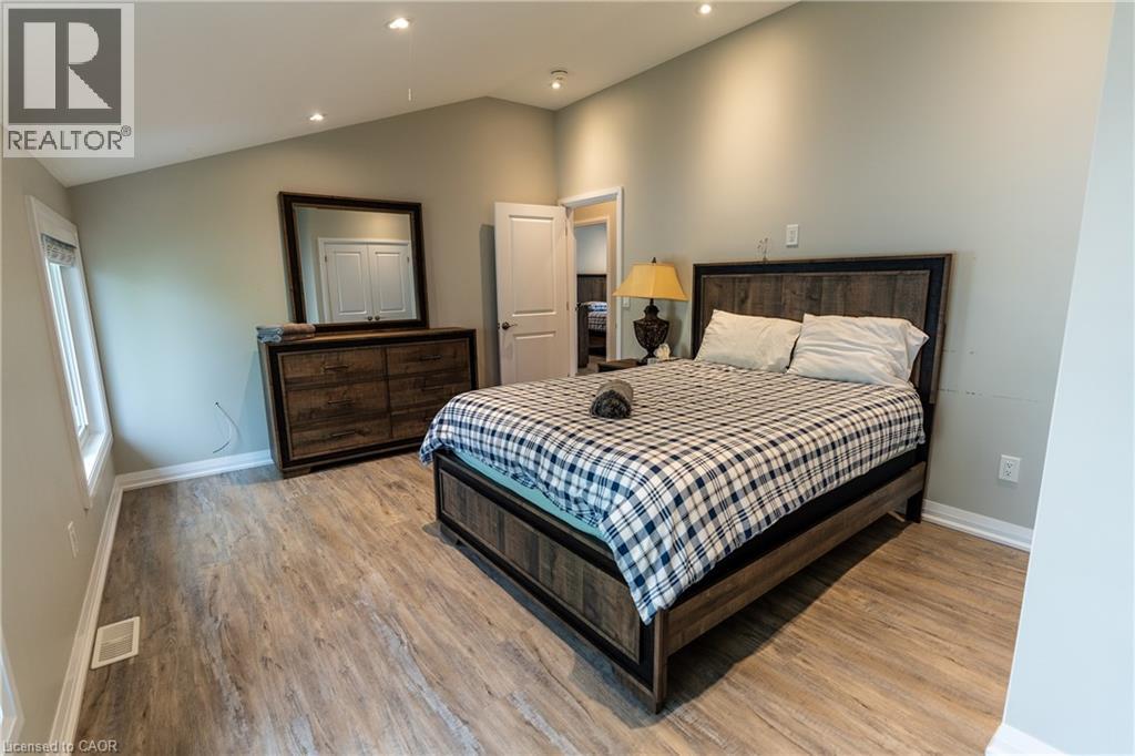 2118 LAKESHORE Road - 28
