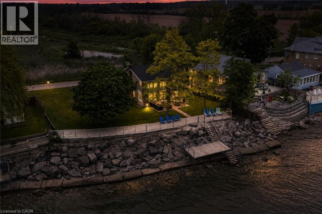 2118 LAKESHORE Road - 43