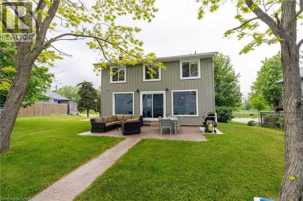 2118 LAKESHORE Road - 5