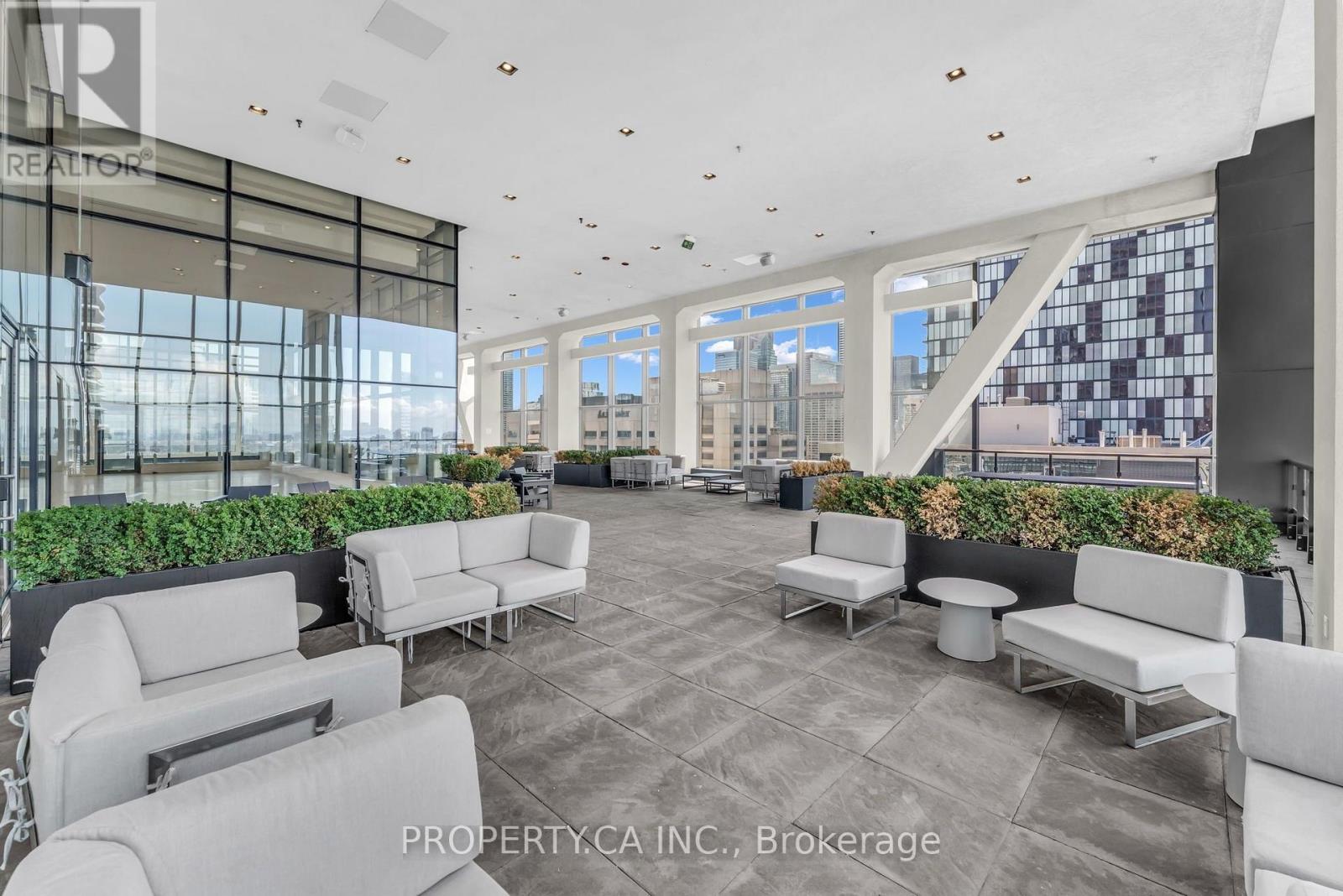 #3002 488 UNIVERSITY AVENUE - Image 34