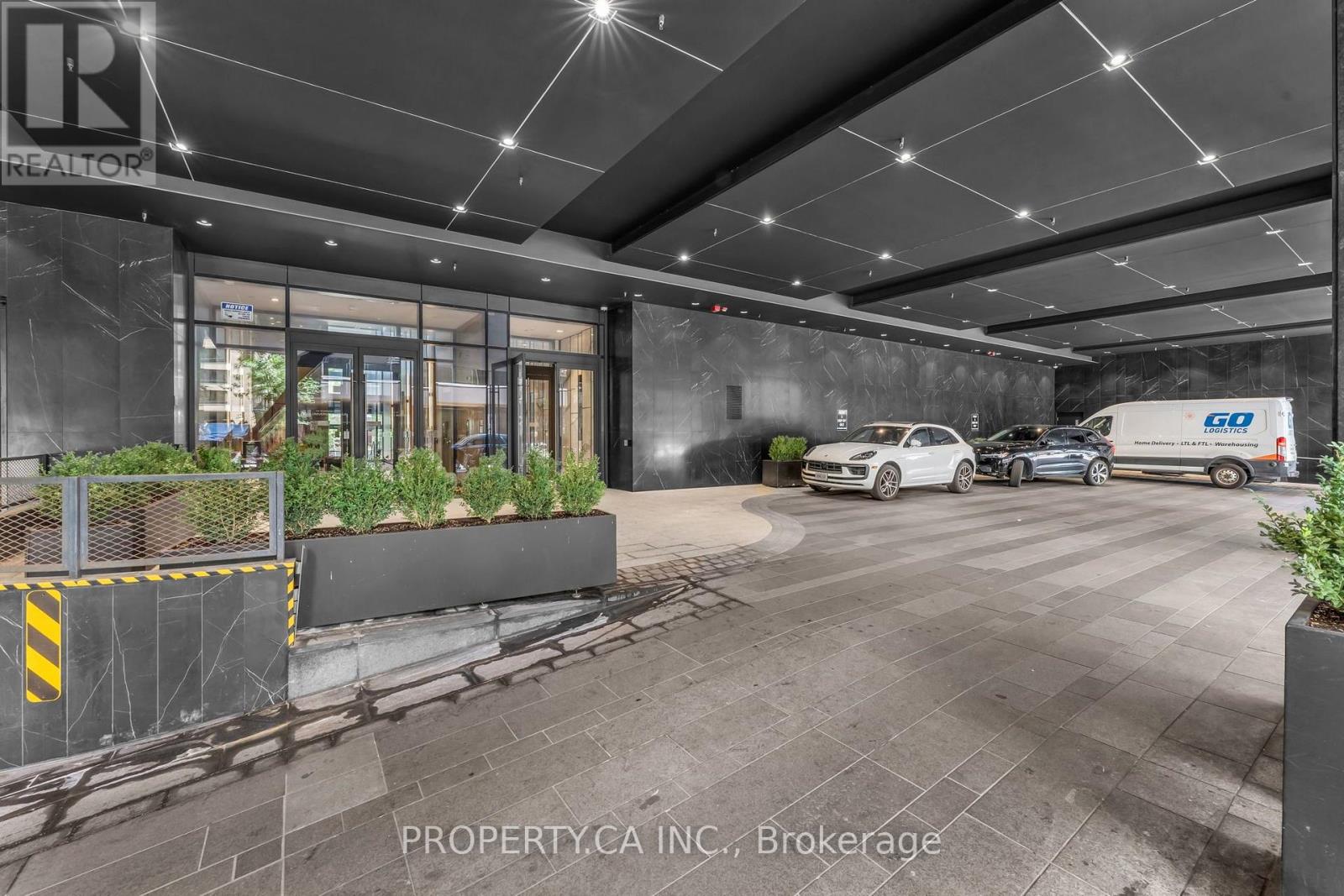 #3002 488 UNIVERSITY AVENUE - Image 41