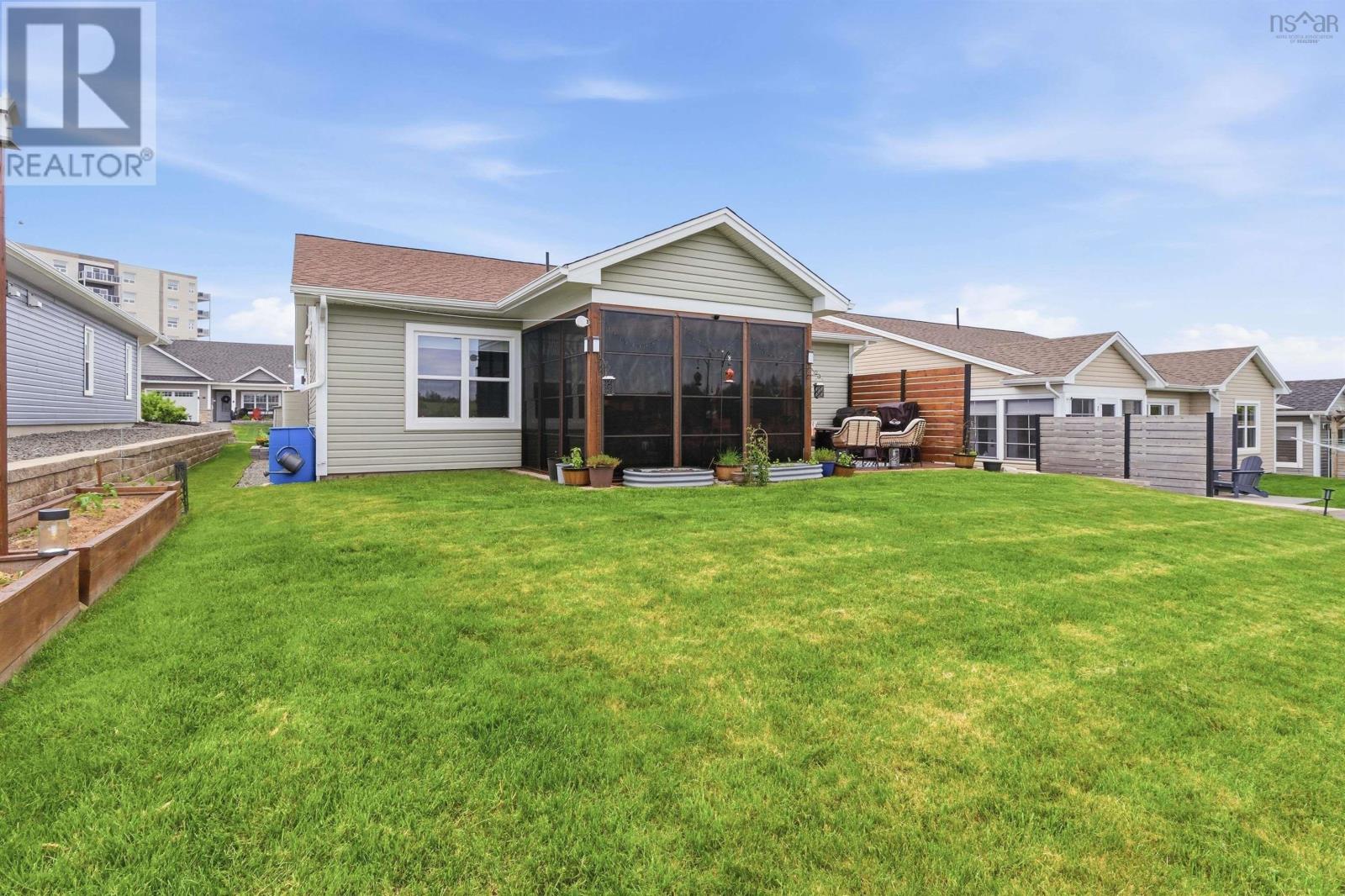 35 Elizabeth Avenue - 37