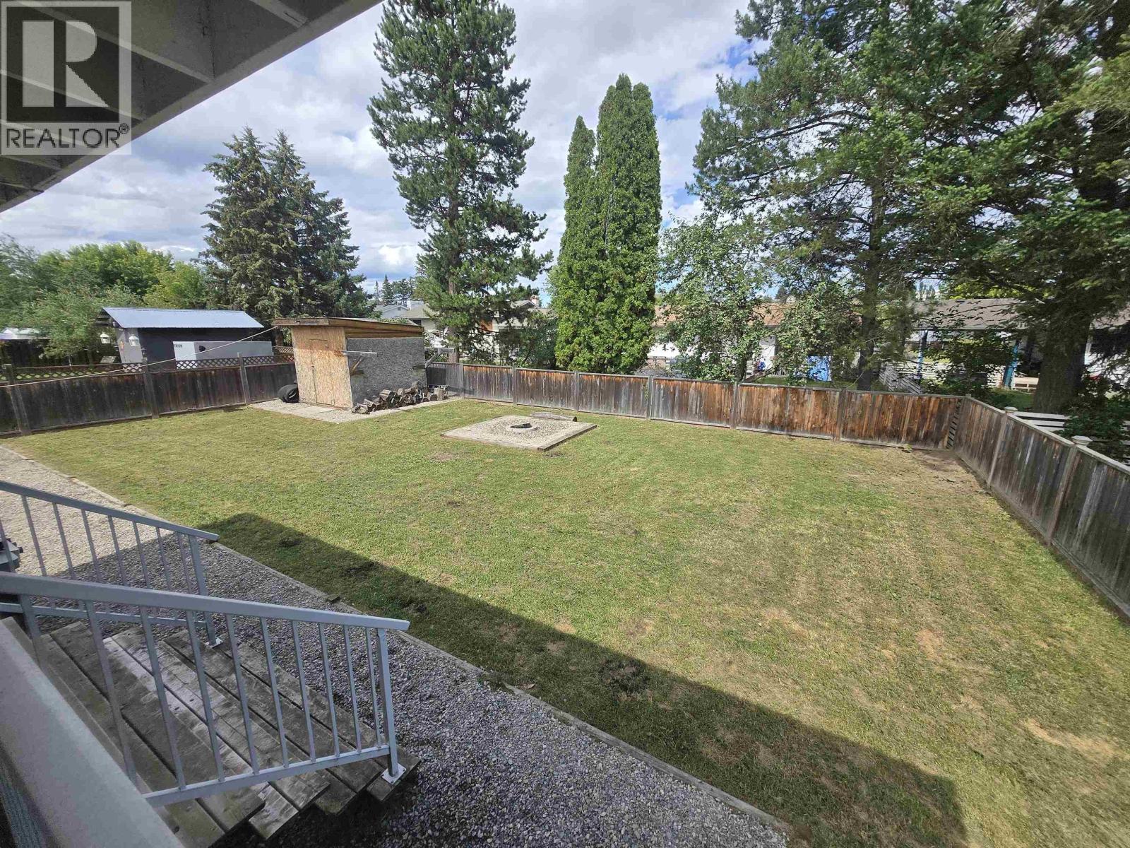 437 ROBERTSON AVENUE - 8