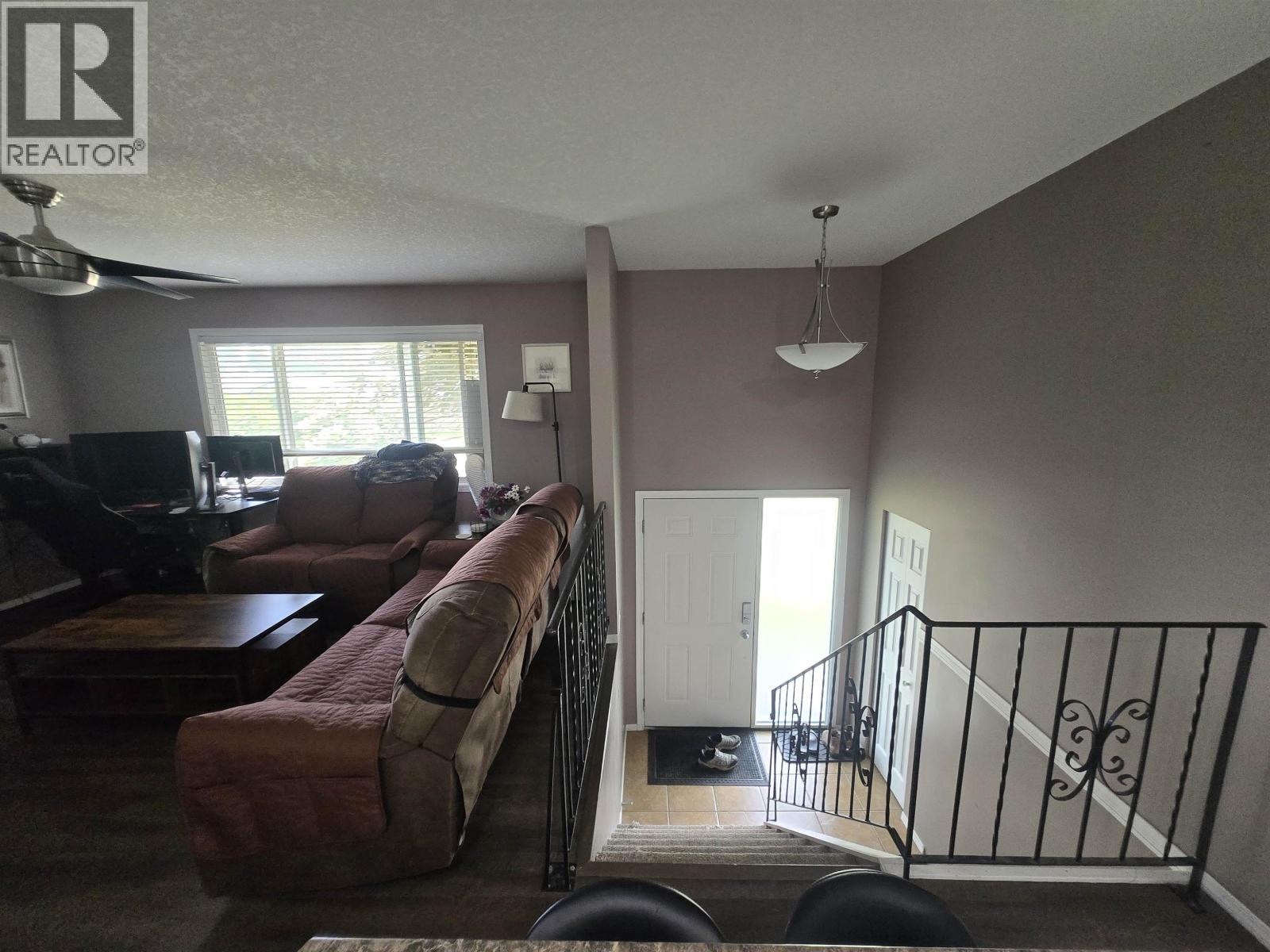 437 ROBERTSON AVENUE - 18