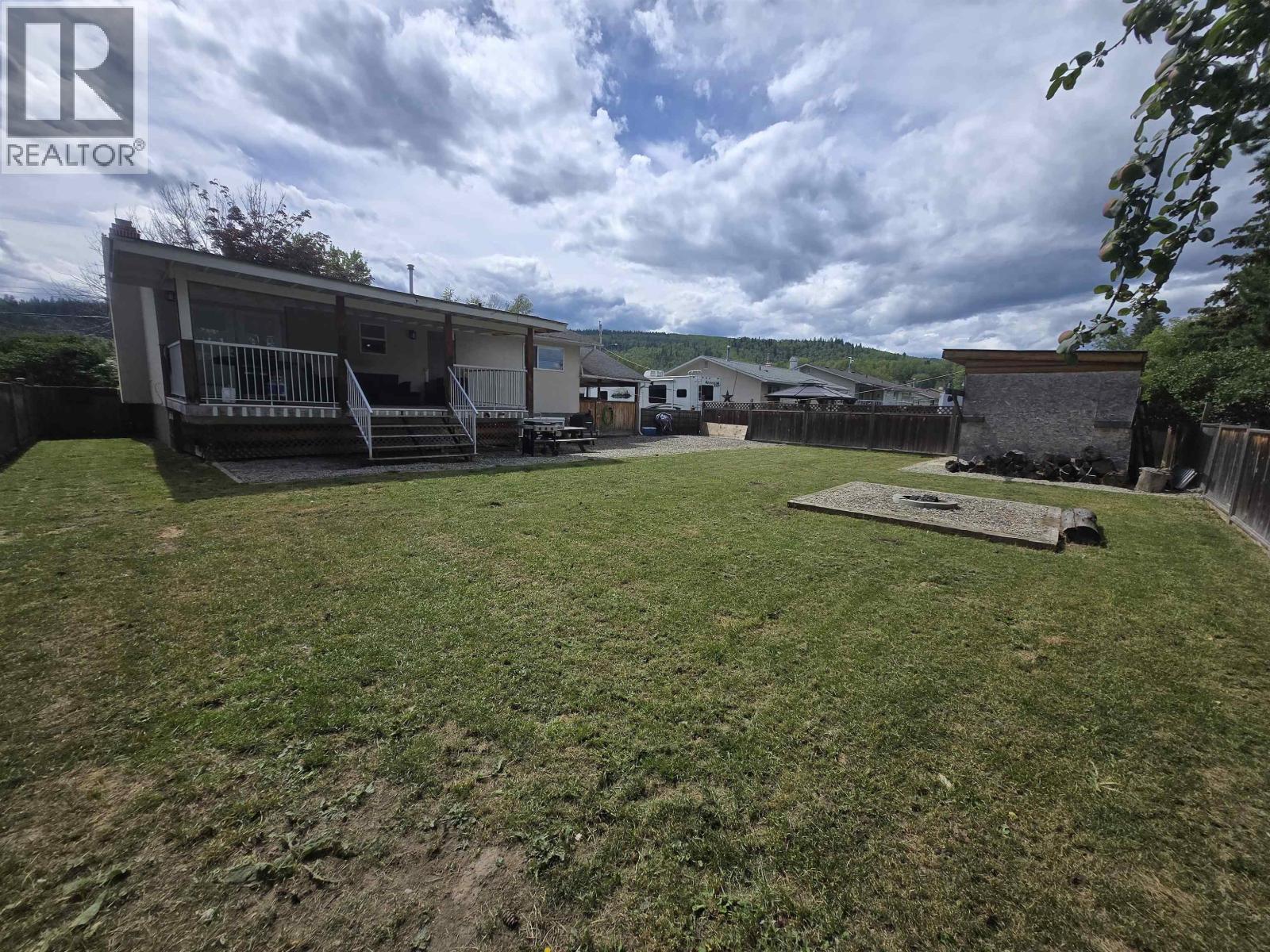 437 ROBERTSON AVENUE - 3