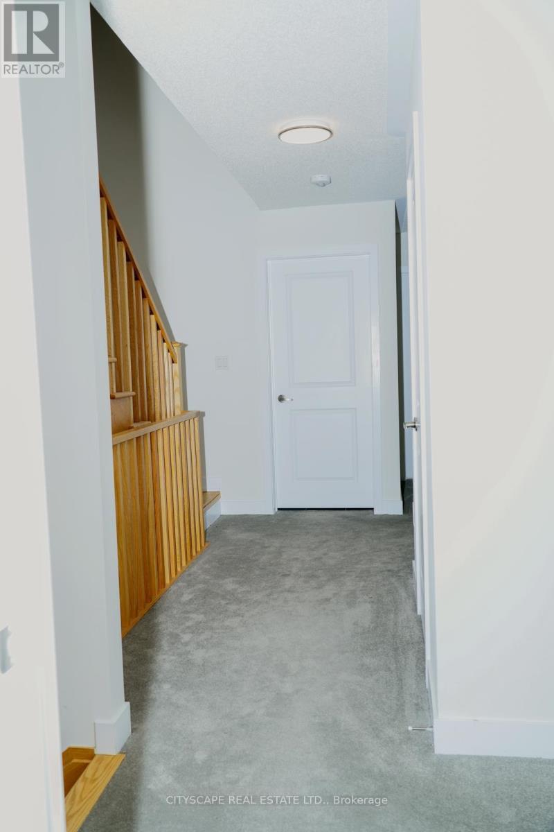 19 LIVELY WAY - 19