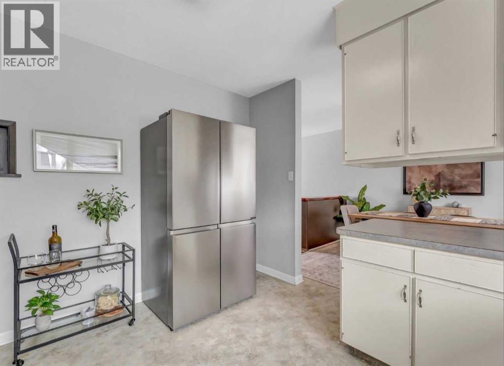 261 9 Street SW - 15