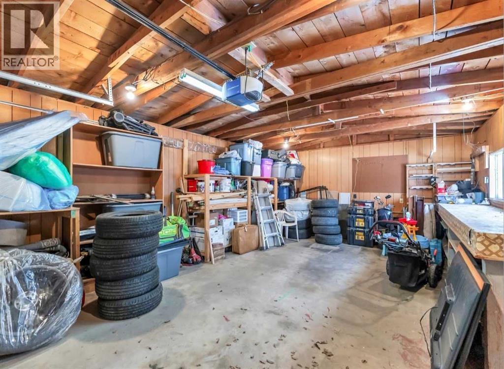 261 9 Street SW - 49