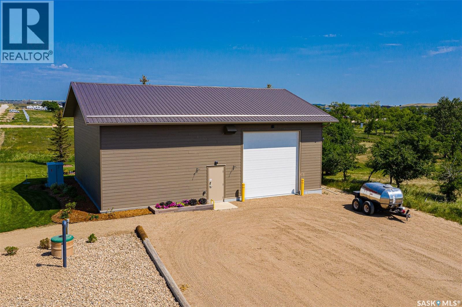 8 Willow LANE, Diefenbaker Lake — photo 3