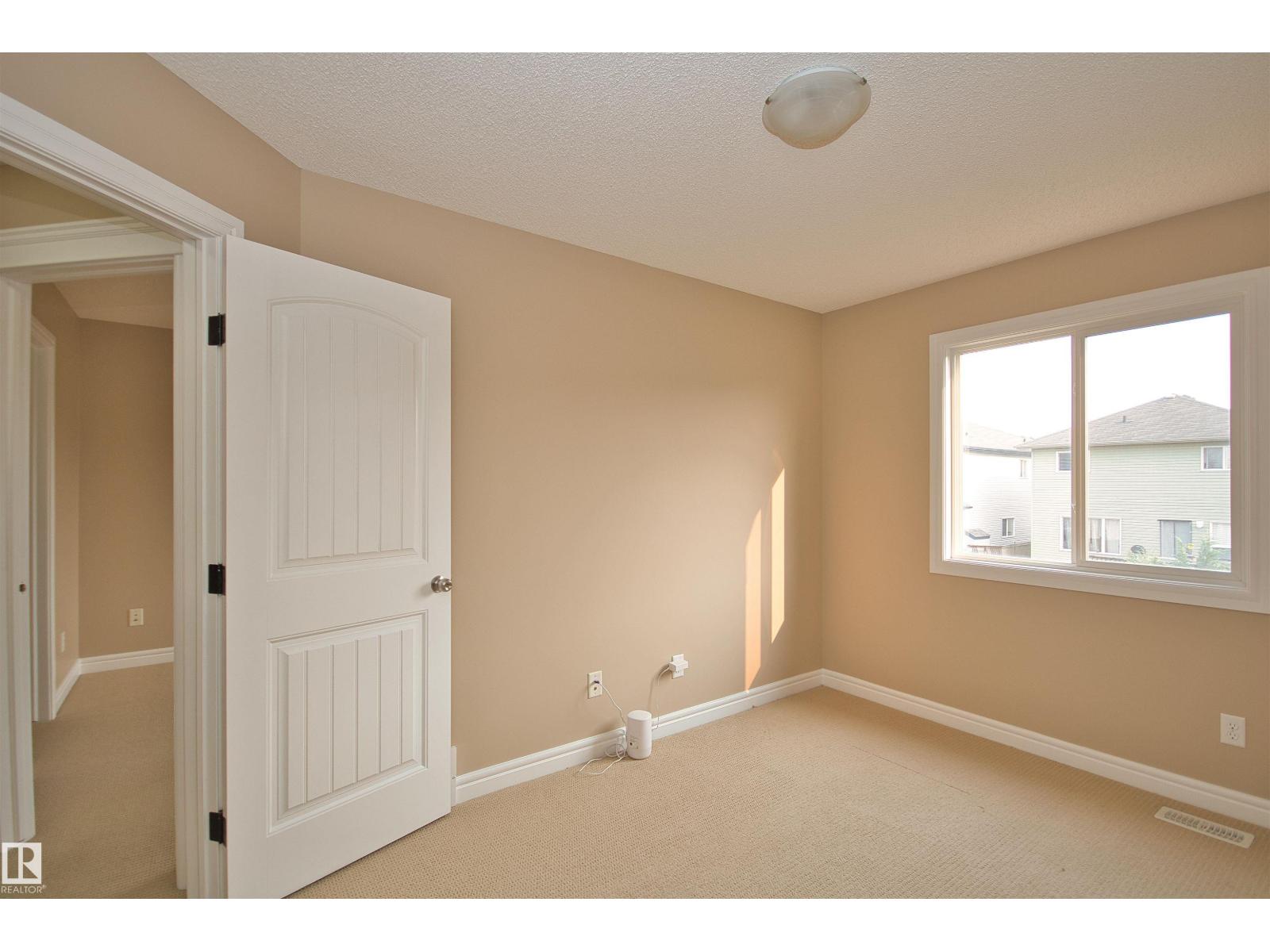 11513 17 AV SW - 20