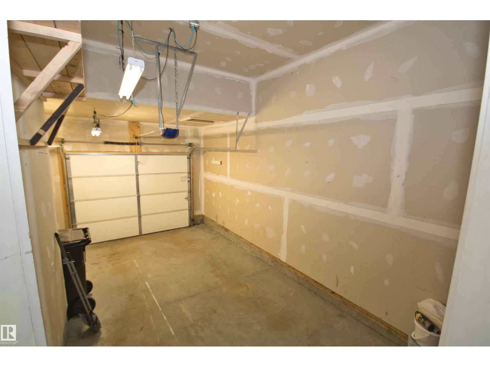 11513 17 AV SW - 30