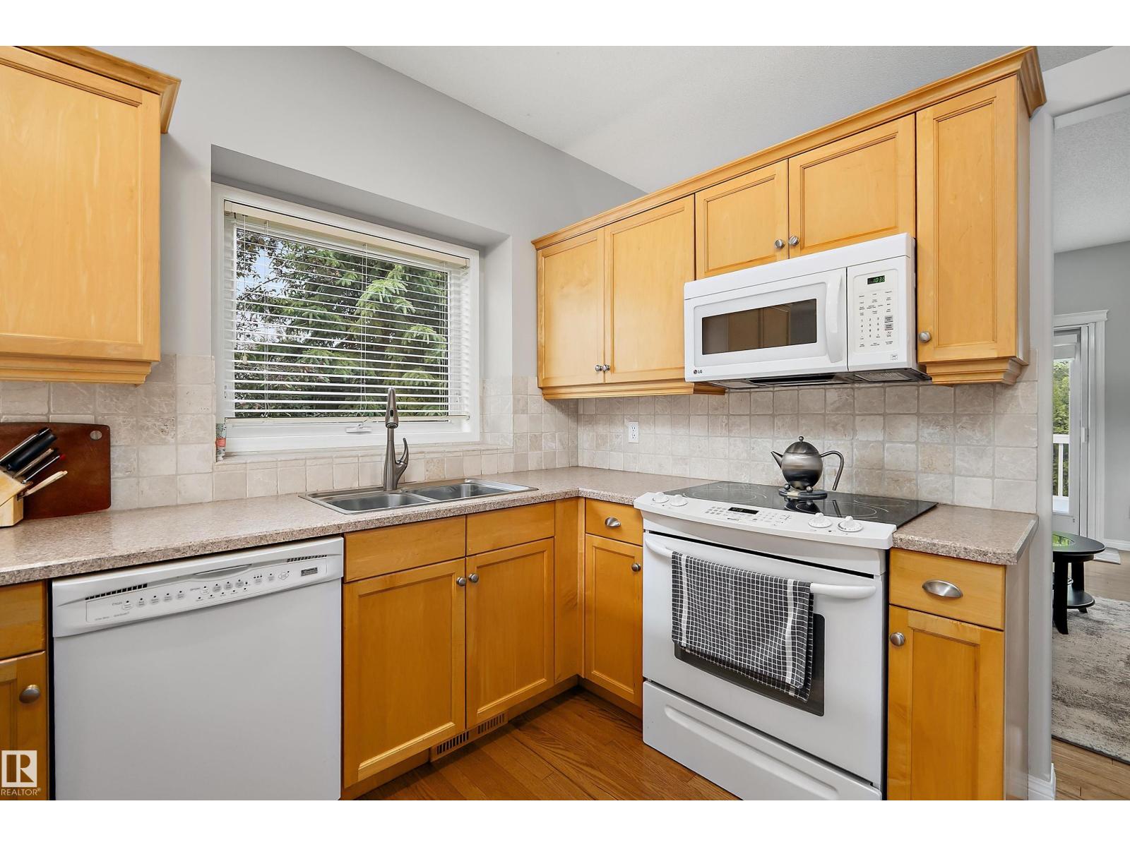 35 LONGVIEW PL - 12