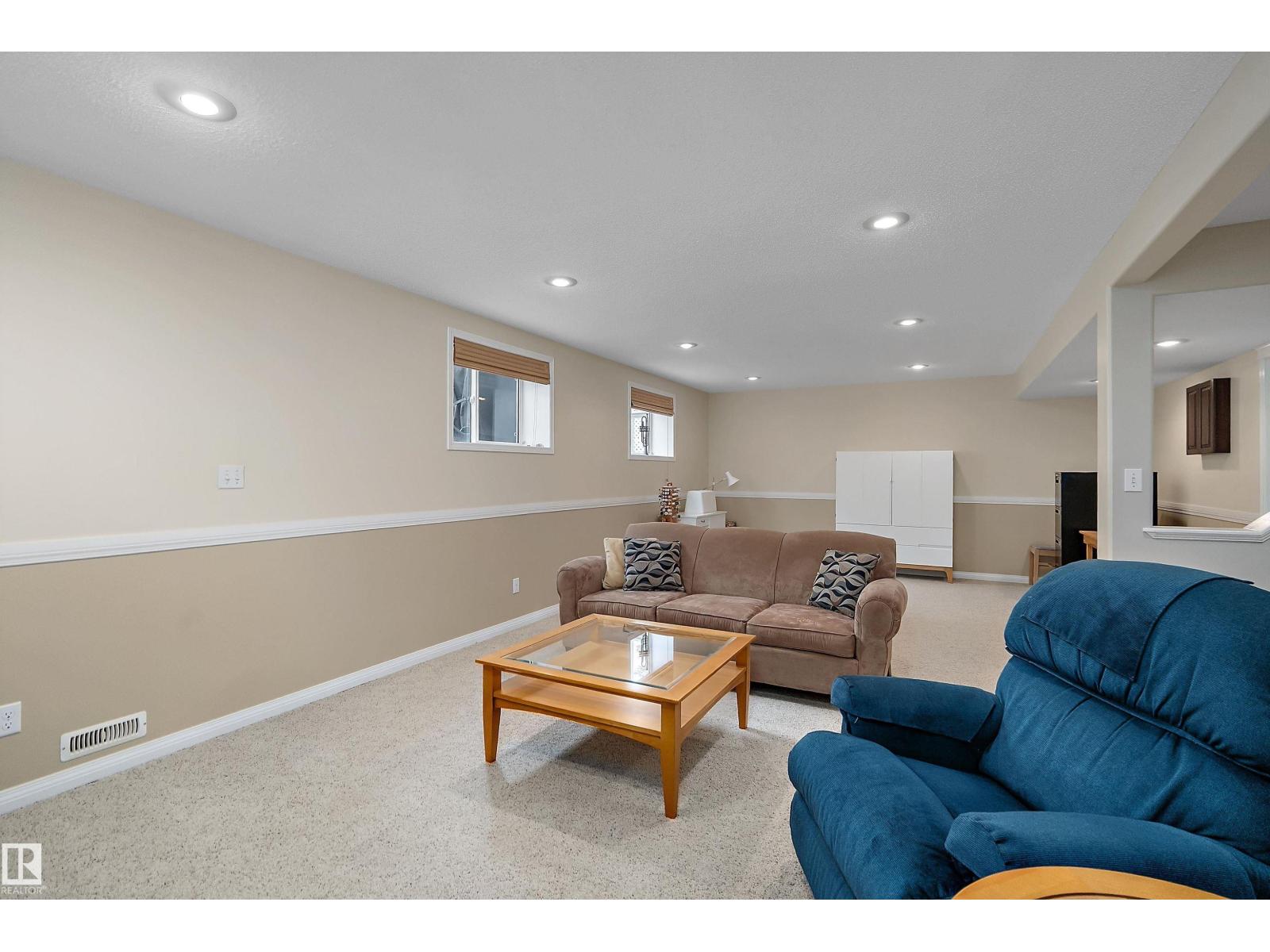 35 LONGVIEW PL - 33