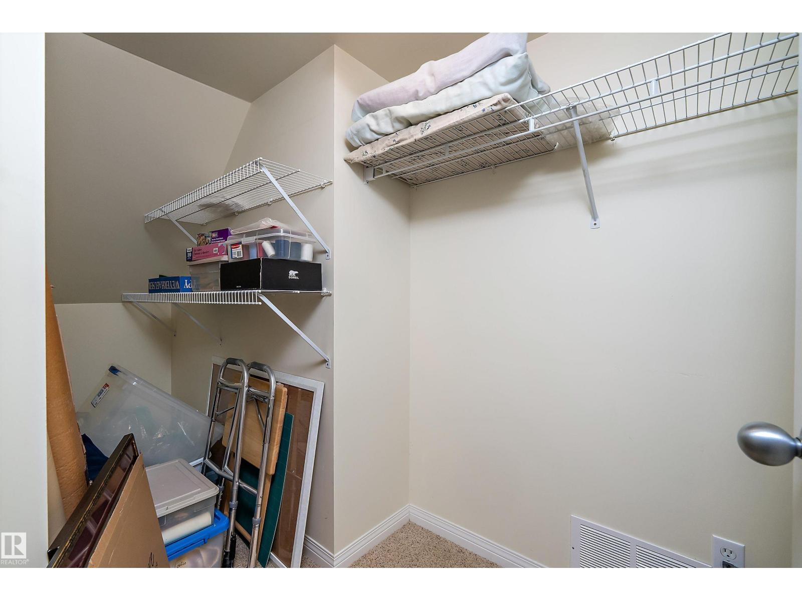 35 LONGVIEW PL - 36