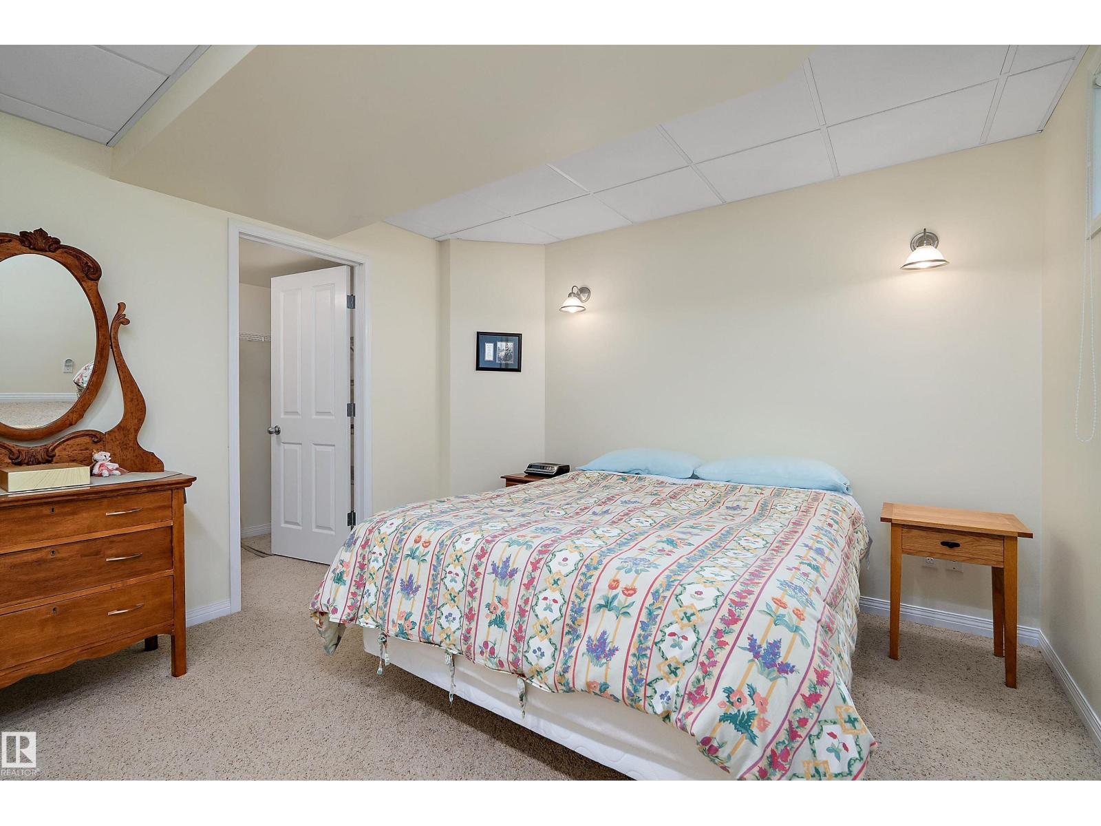 35 LONGVIEW PL - 35