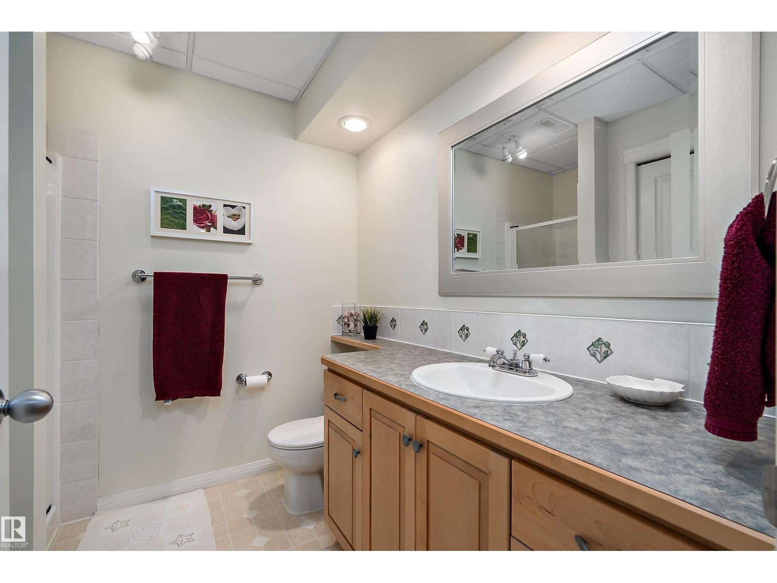 35 LONGVIEW PL - 37