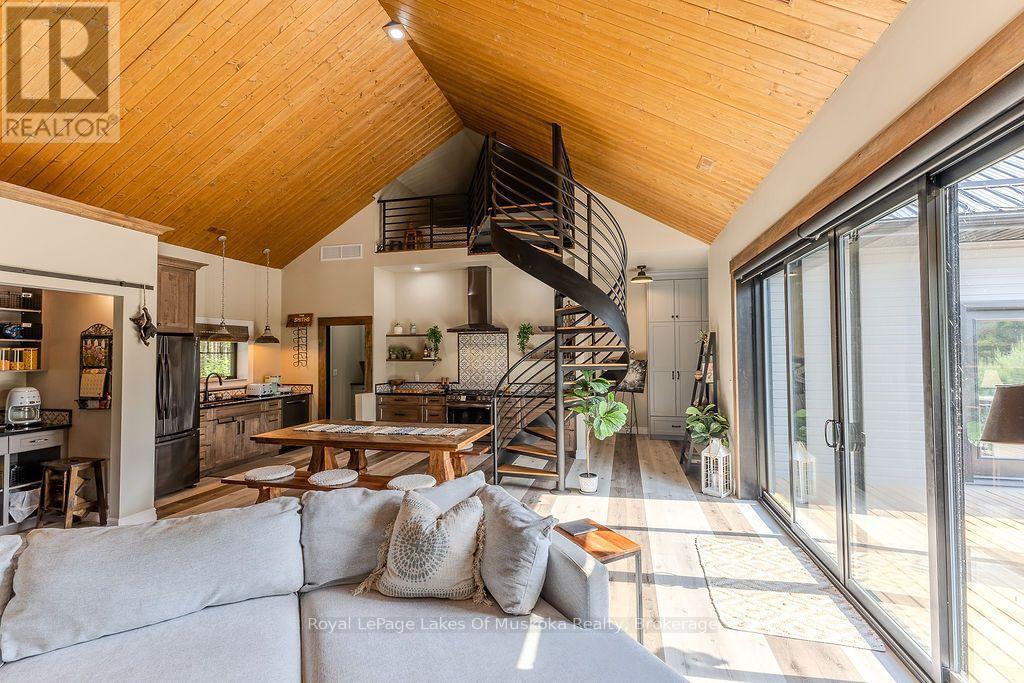 679 BOULDER ROAD - 5