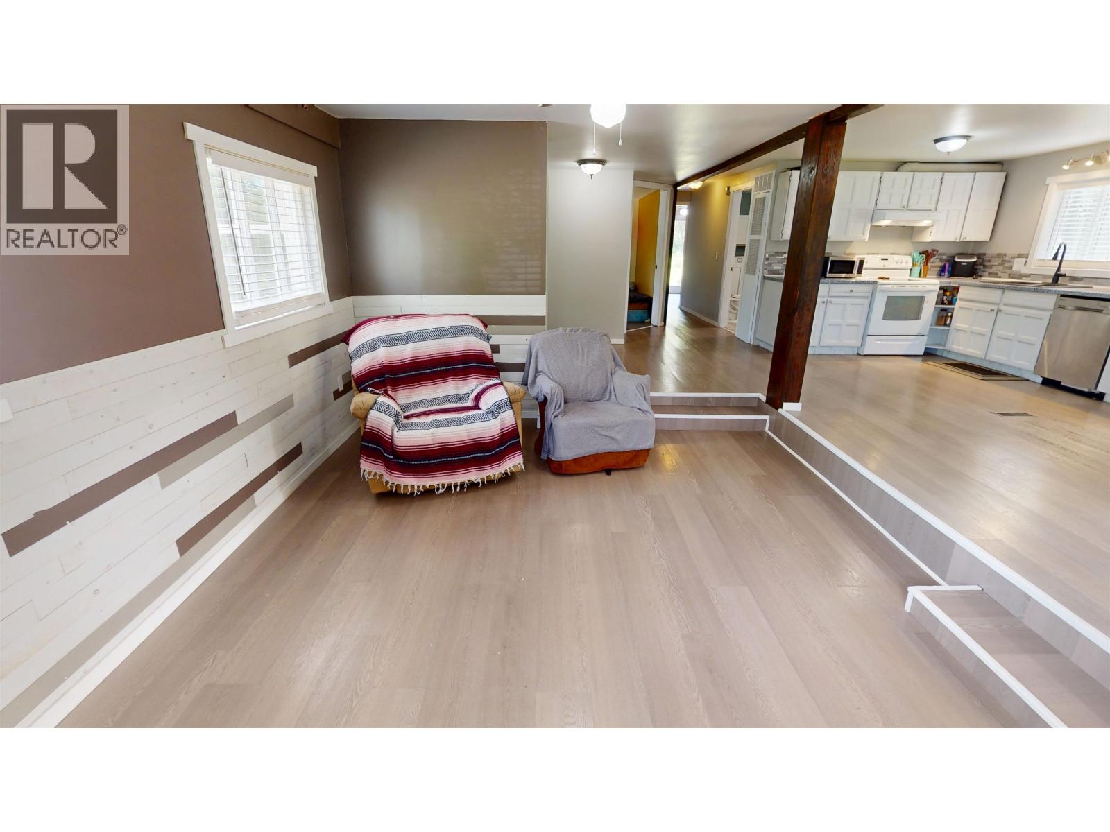 602 FIR STREET - 14