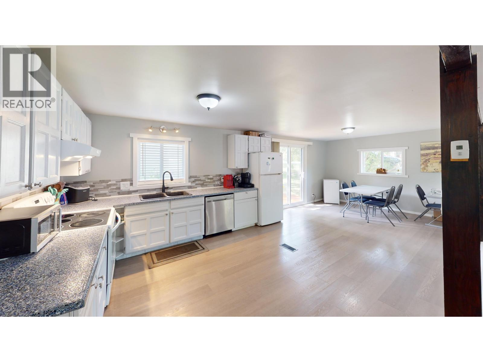 602 FIR STREET - 3