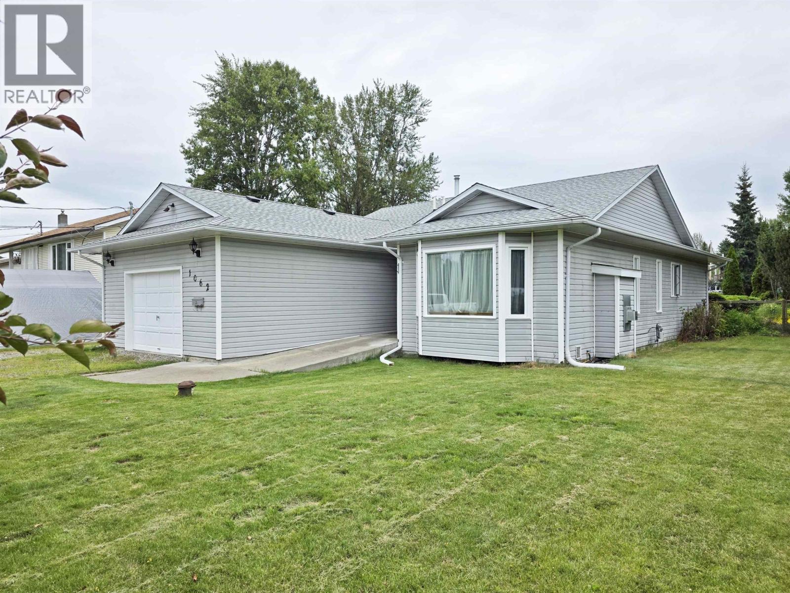 1062 MOUNTAIN ASH ROAD - 1