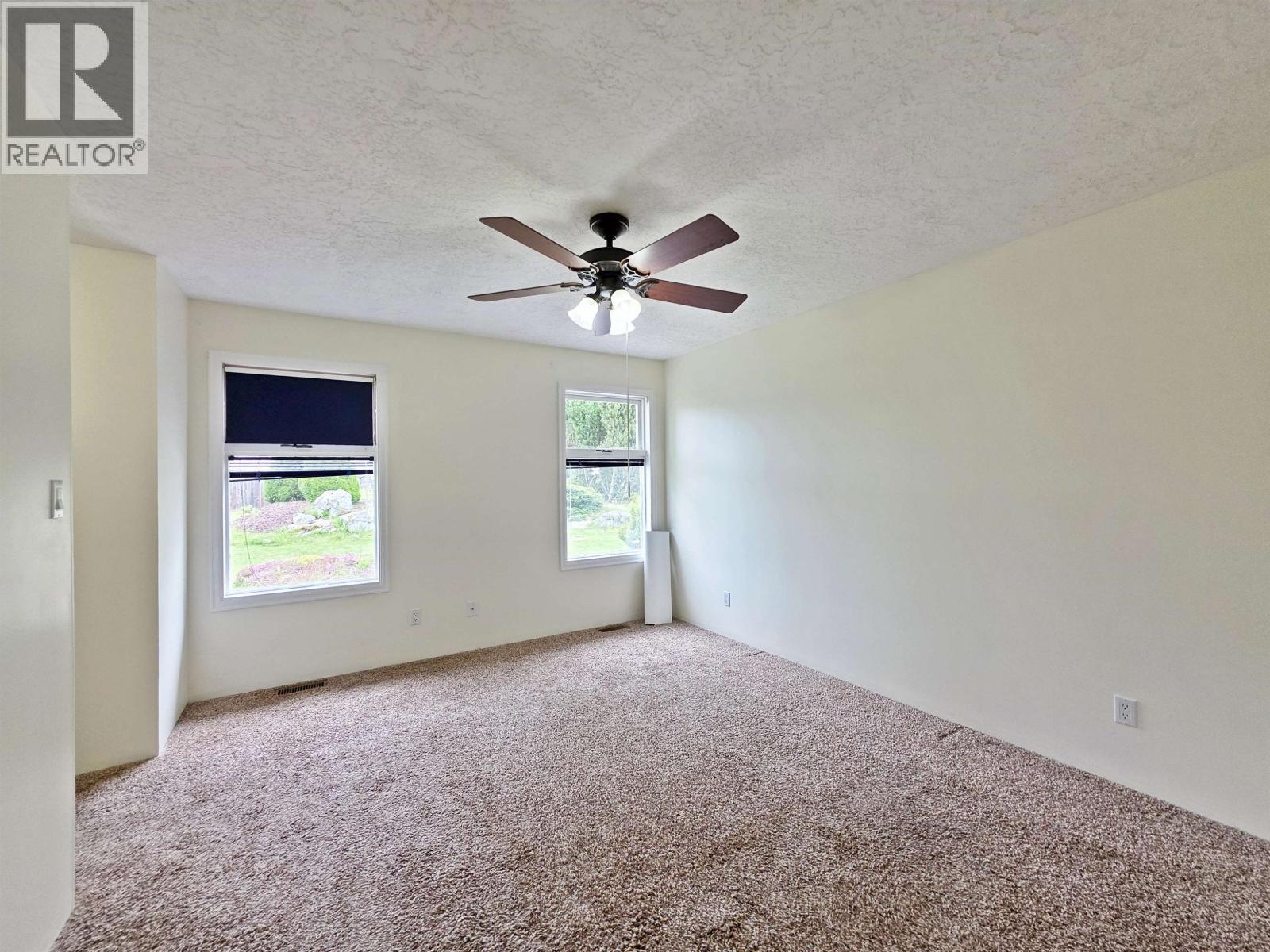 1062 MOUNTAIN ASH ROAD - 16