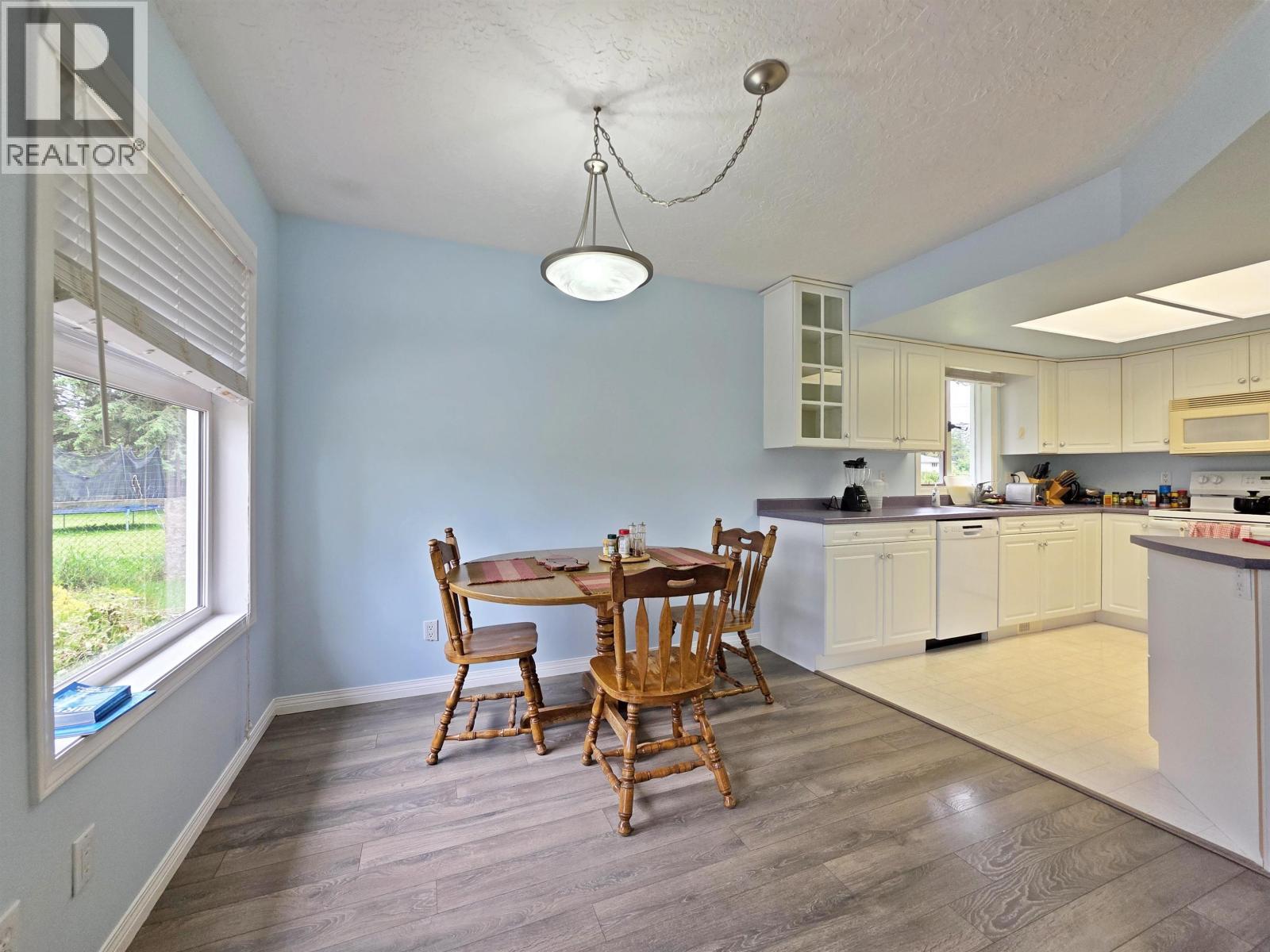 1062 MOUNTAIN ASH ROAD - 7