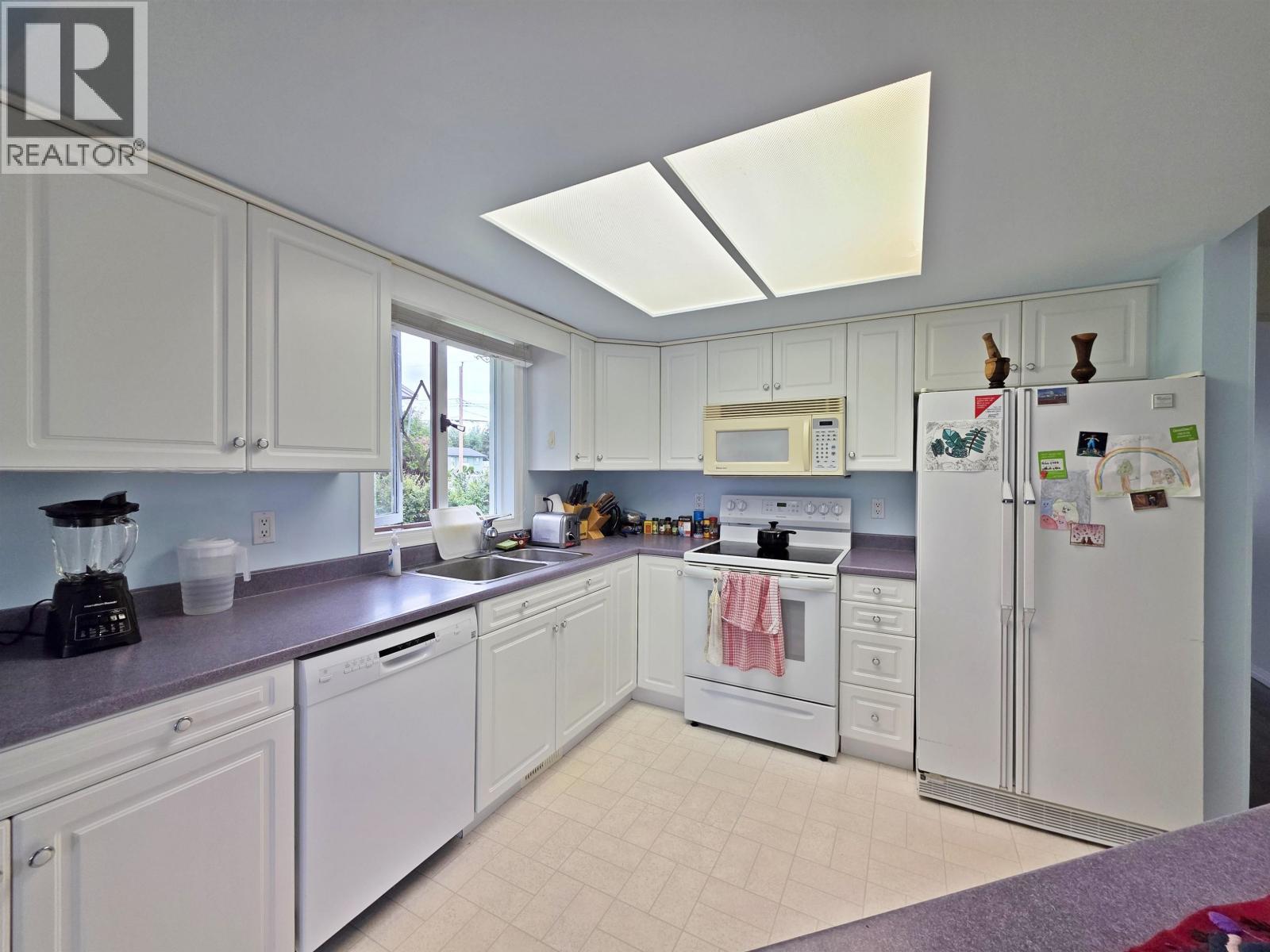 1062 MOUNTAIN ASH ROAD - 9