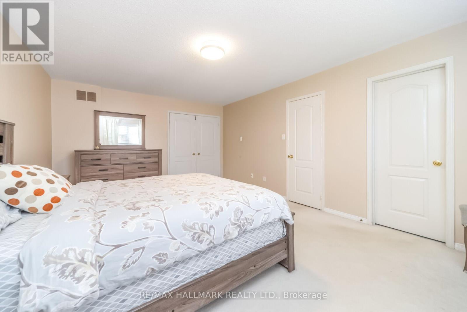 5437 ROCHELLE WAY - 25