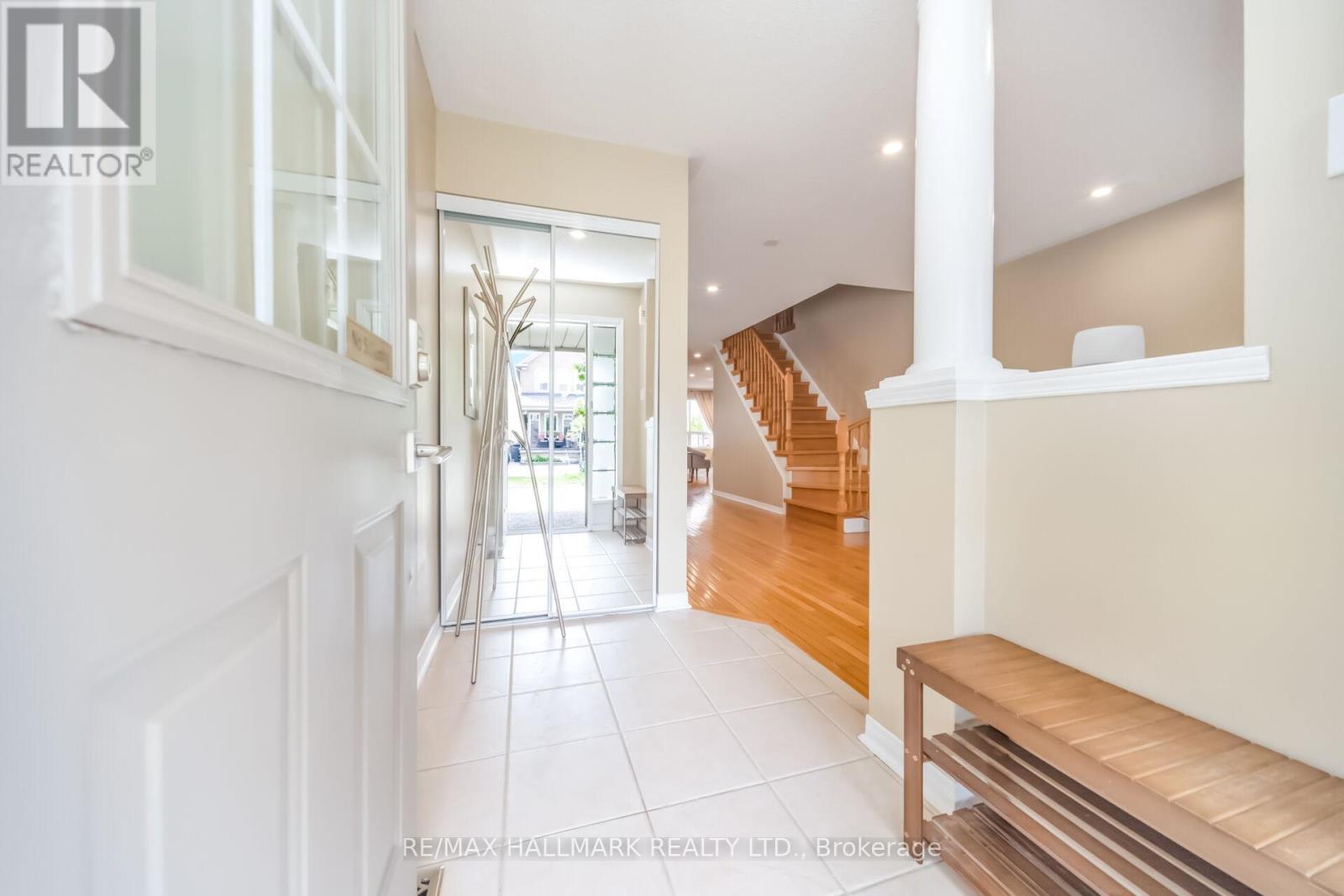 5437 ROCHELLE WAY - 4