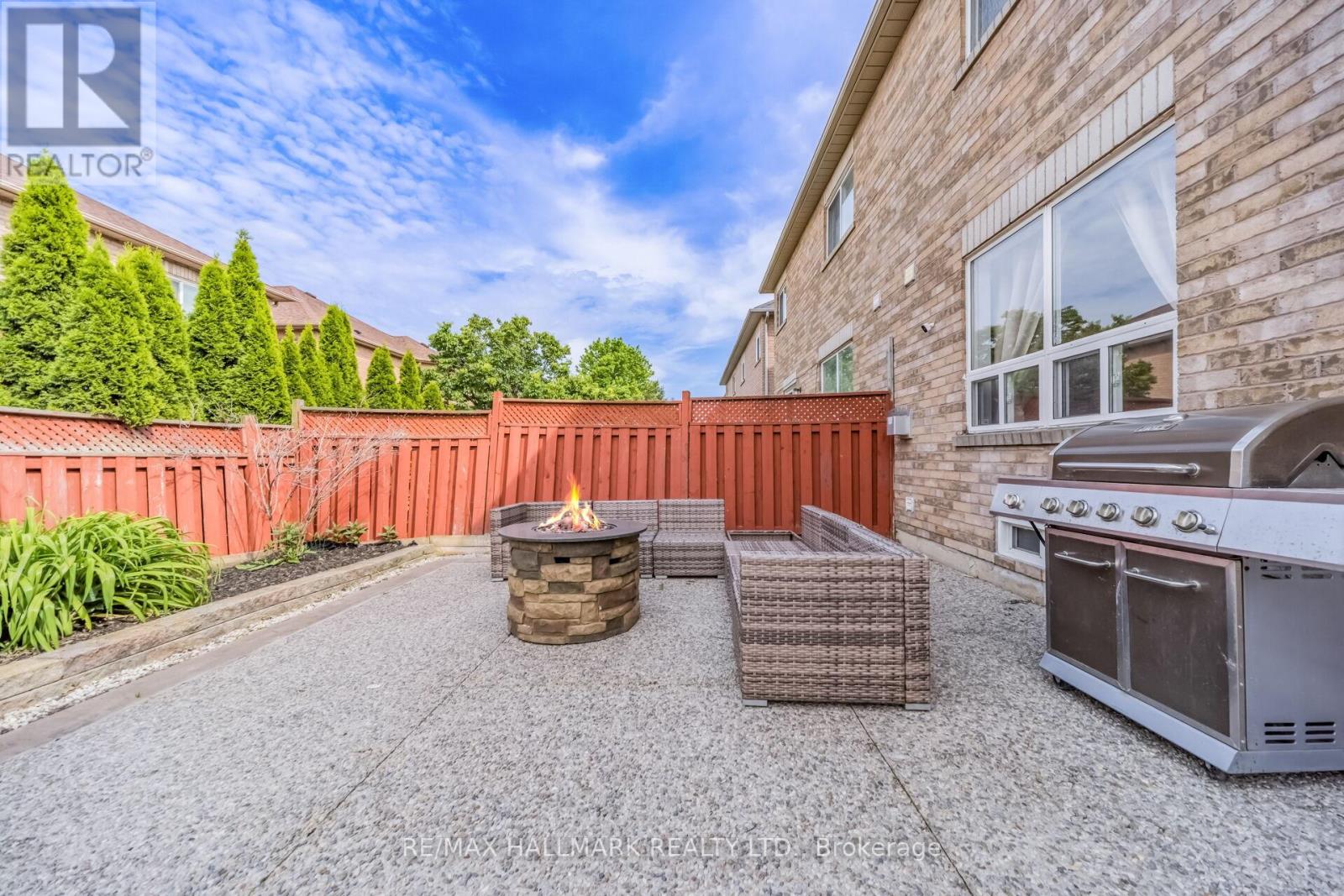 5437 ROCHELLE WAY - 42
