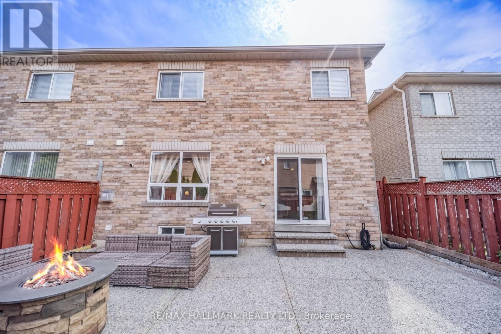5437 ROCHELLE WAY - 43