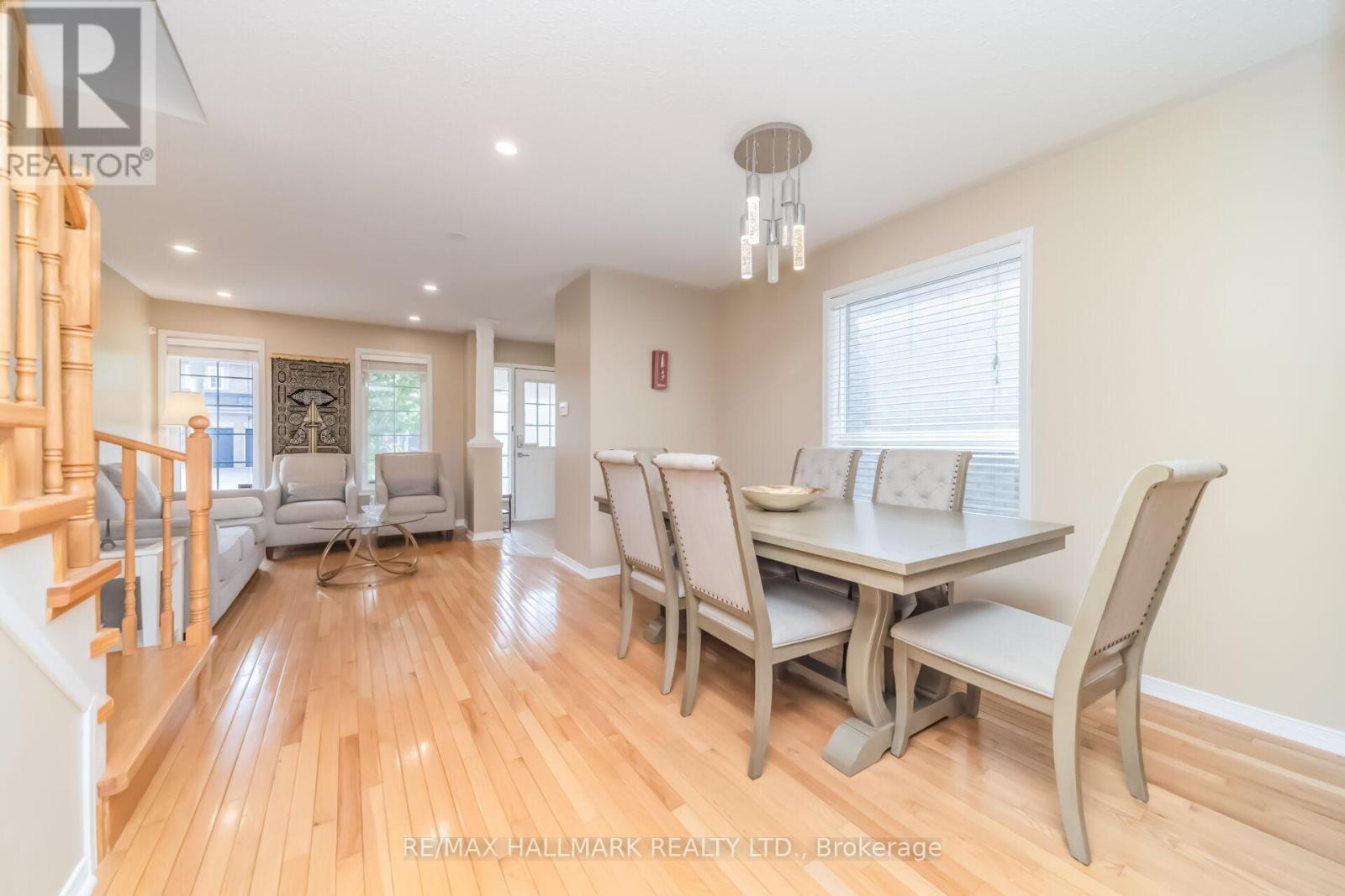 5437 ROCHELLE WAY - 8
