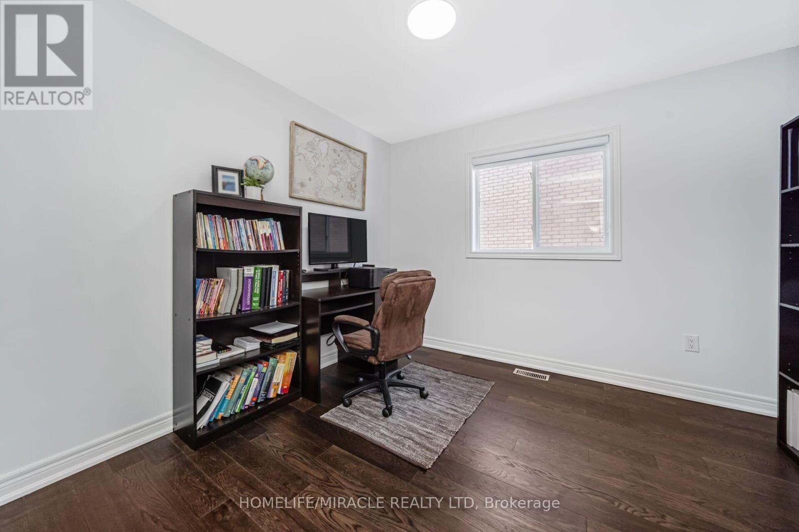 49 CROSS COUNTRY BOULEVARD - 32