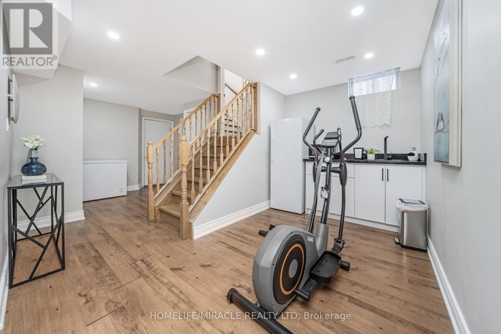 49 CROSS COUNTRY BOULEVARD - 42
