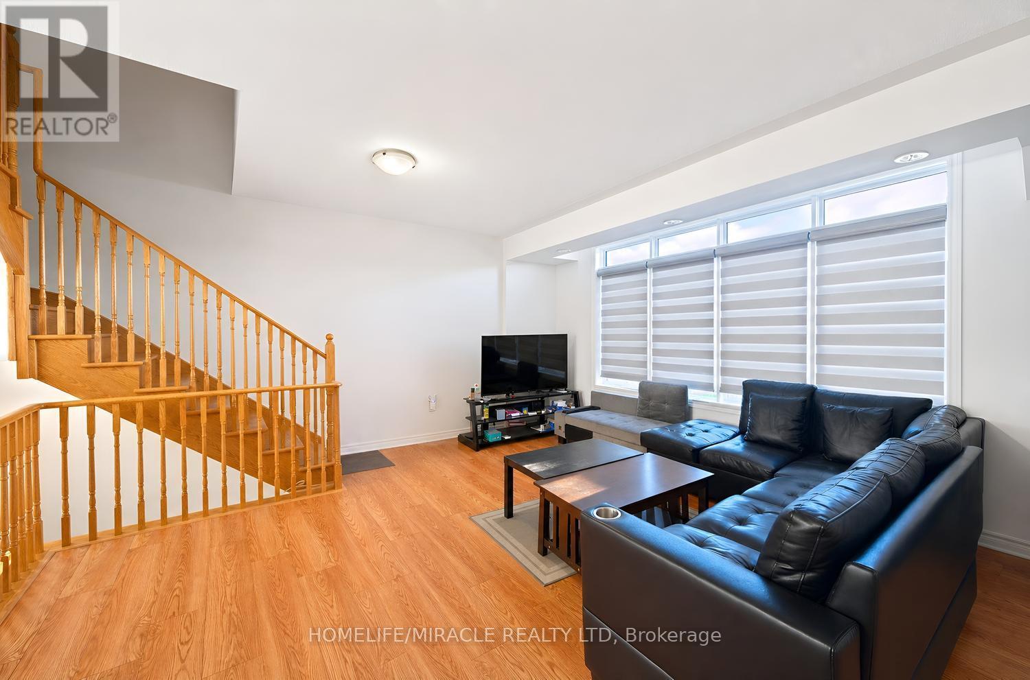 415 DOUGALL AVENUE - 7