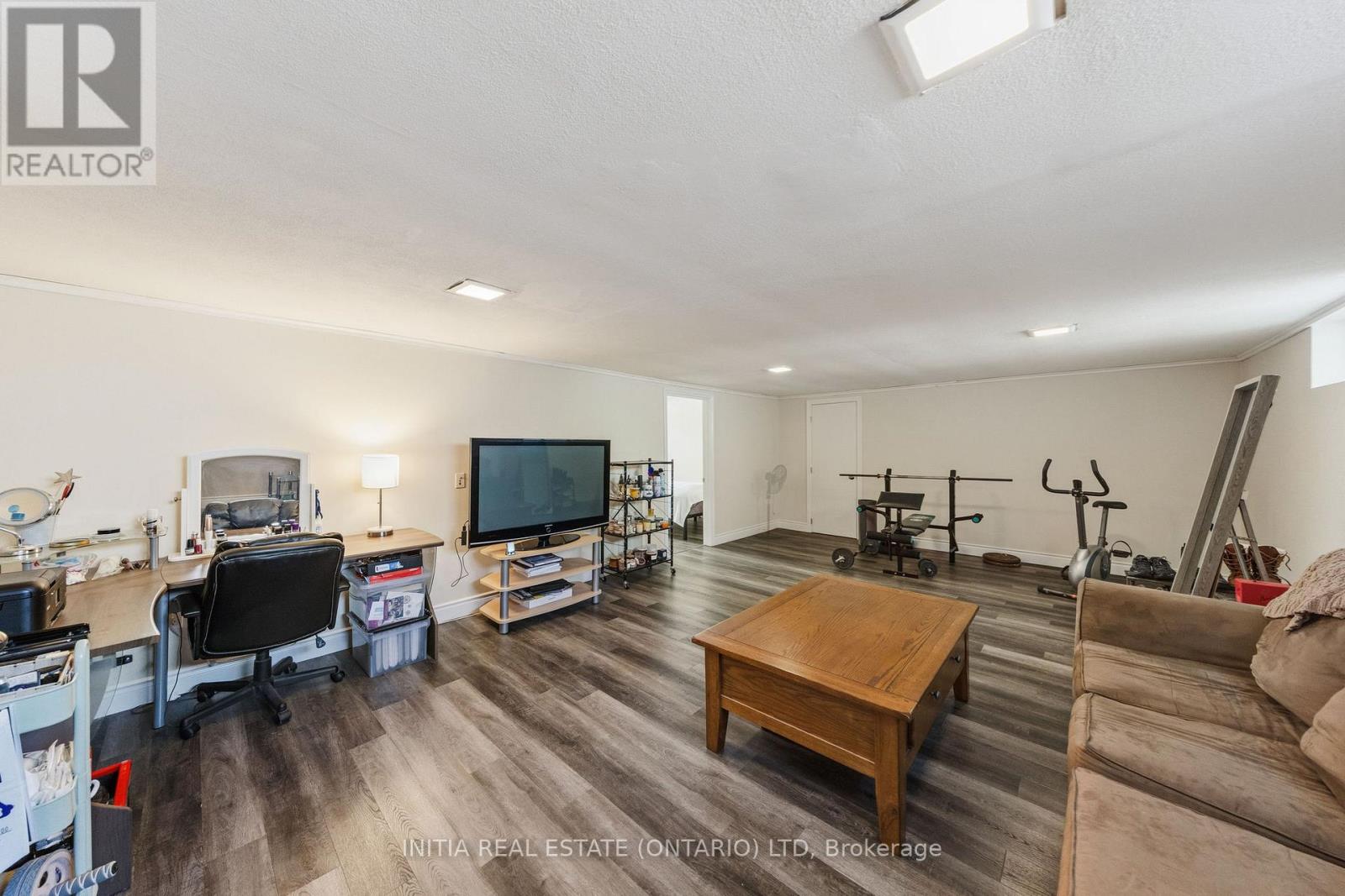 755 TALFOURD STREET - 21