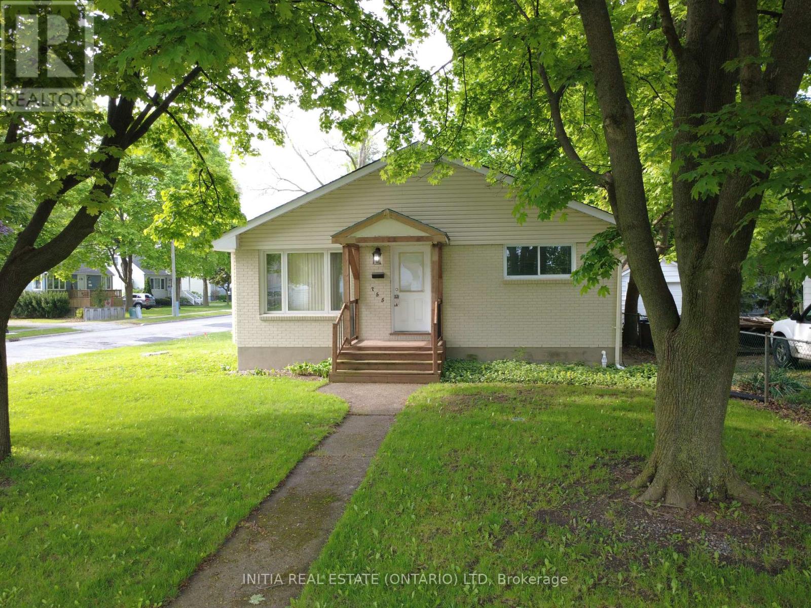 755 TALFOURD STREET - 31