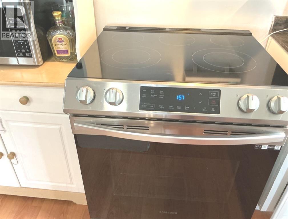 32 RIVER VALLEY ESTATES - 10