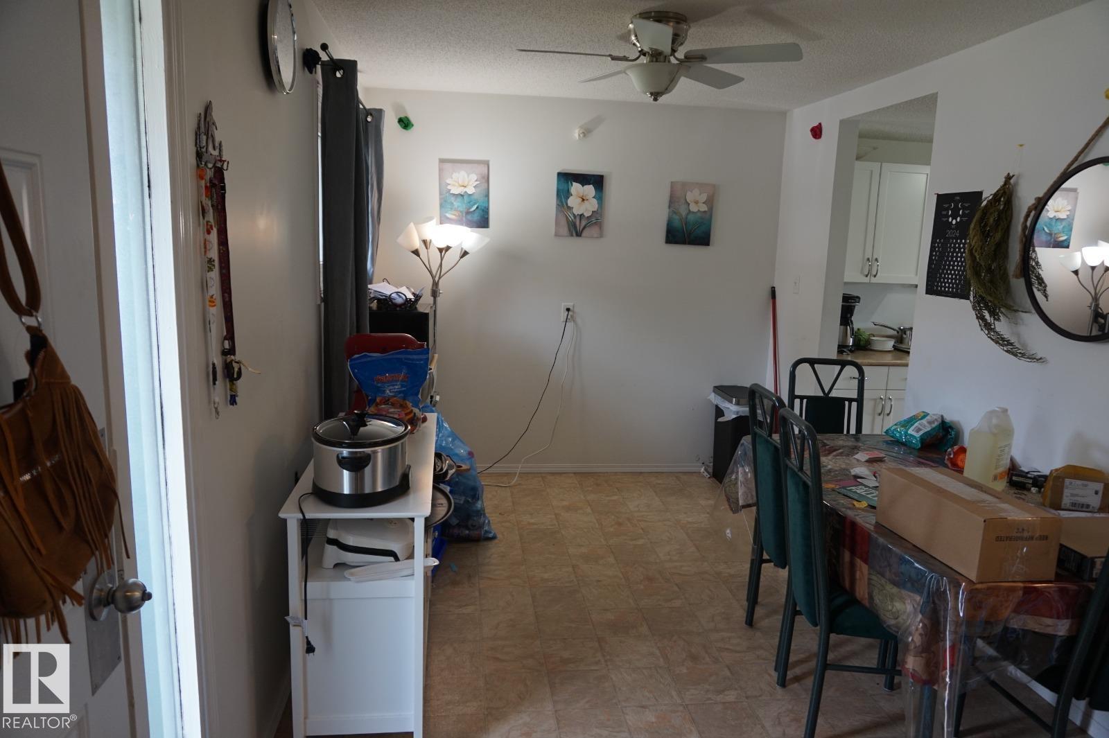 129 ABBOTTSFIELD RD NW - photo 3