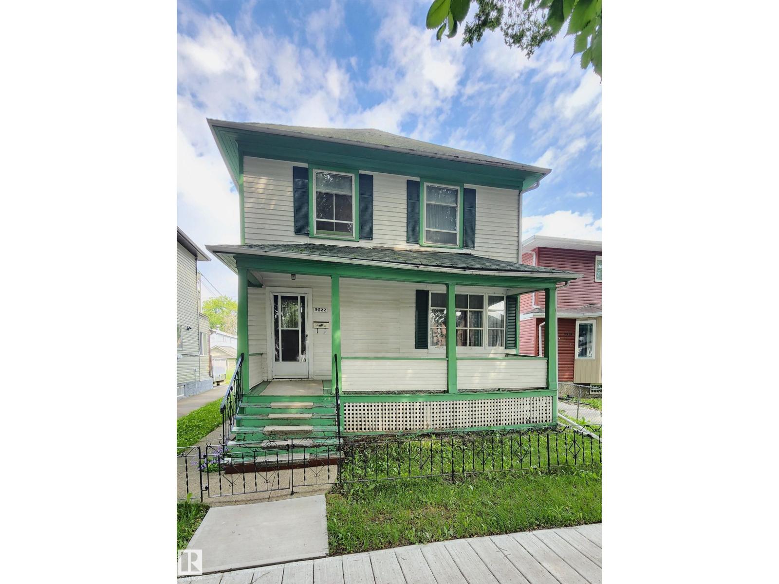 9522 110 AV NW NW - 32