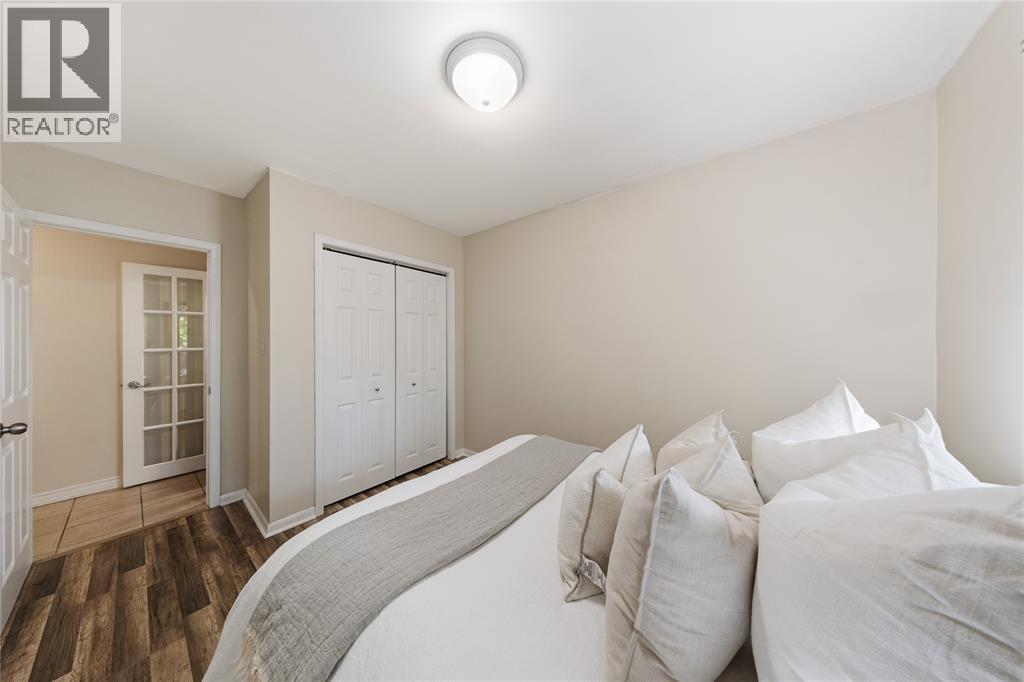 755 Talfourd STREET - 13