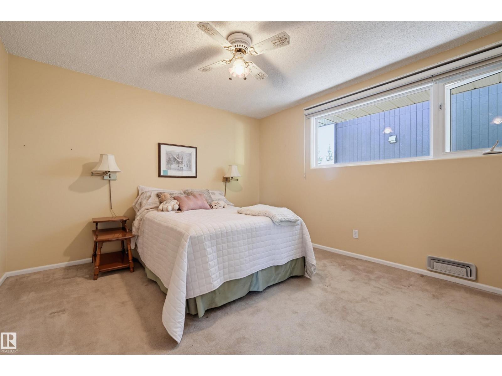 9247 148 ST NW - 18