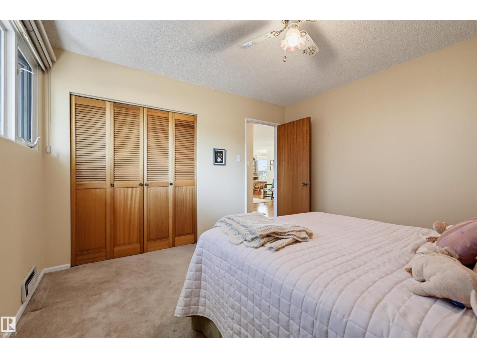 9247 148 ST NW - 19