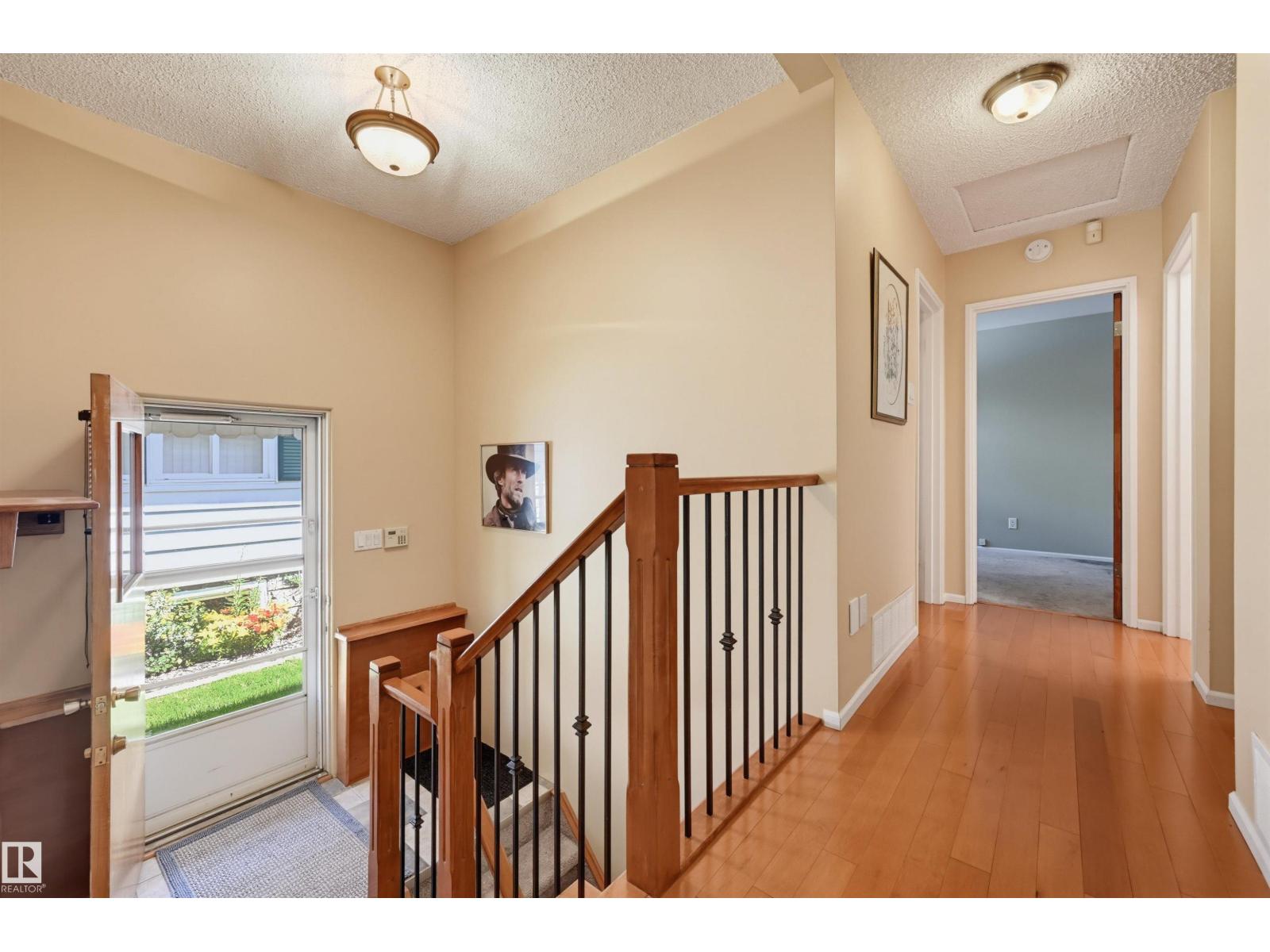 9247 148 ST NW - 15