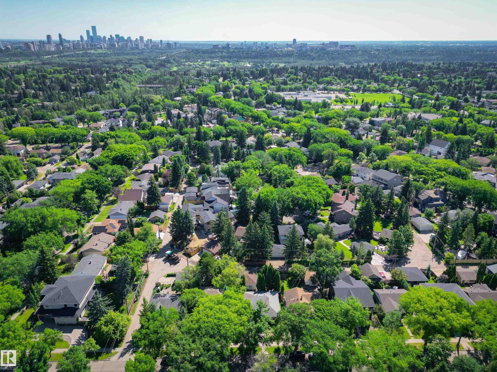 9247 148 ST NW - 47